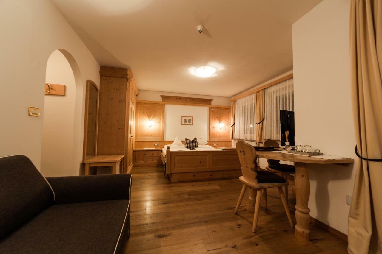 Garni Villa Erna Sëlva Buitenkant foto
