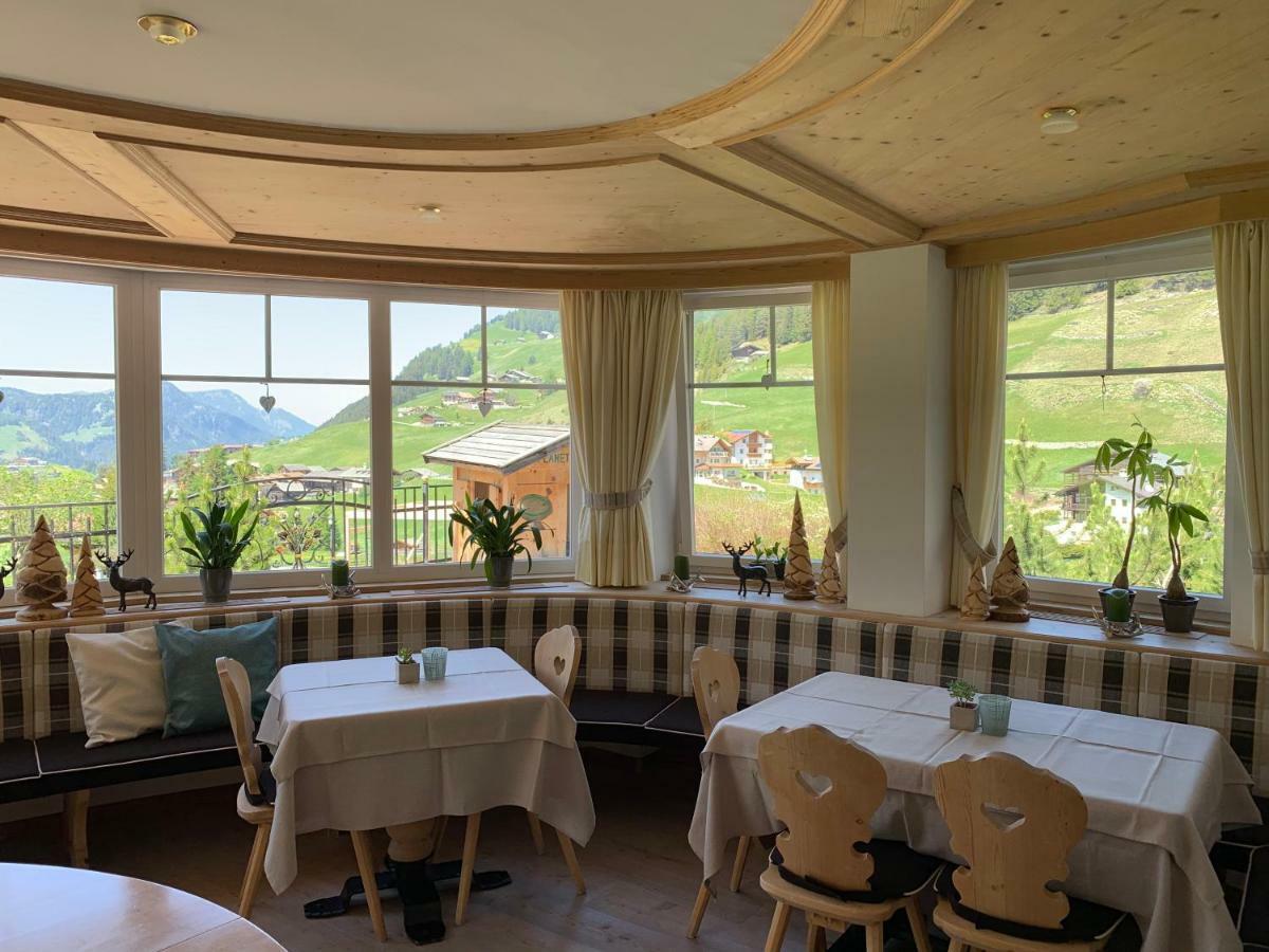 Garni Villa Erna Sëlva Buitenkant foto